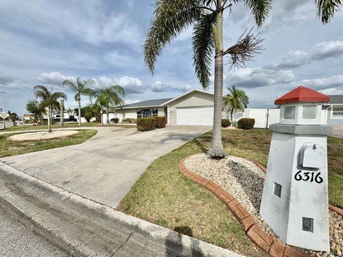 6316 Lake Sunrise Dr, APOLLO BEACH, FL, 33572-2303 | Card Image