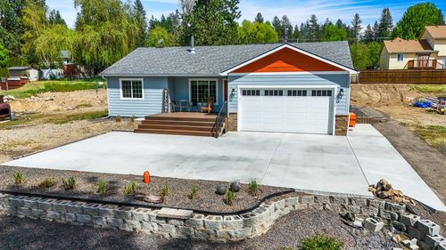 38116 N Sheets Rd, Elk, WA, 99009-8622 | Card Image
