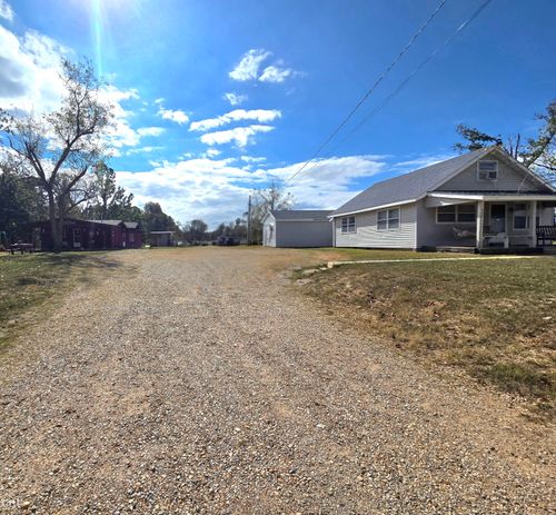 946 County Road 3670, Mountain View, MO, 65548-7360 | Card Image