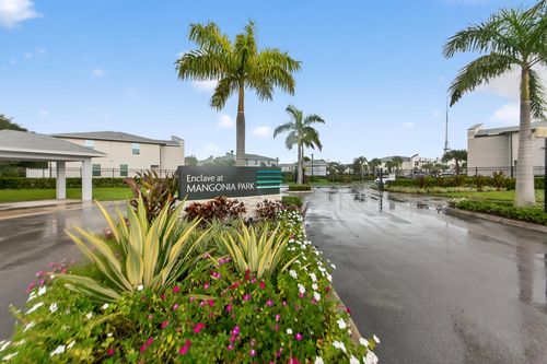 5709 Mentmore Dr, Mangonia Park, FL, 33407-2129 | Card Image