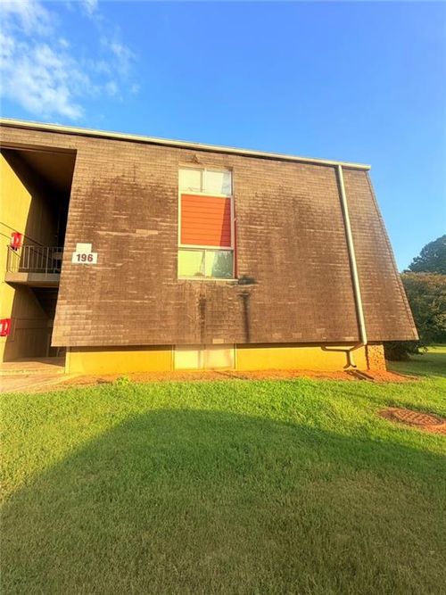 4-196 Scandia Cir, Athens, GA, 30605-5258 | Card Image