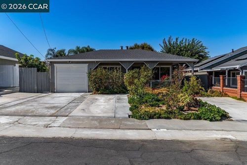 41 Canal Dr, Bay Point, CA, 94565-1410 | Card Image