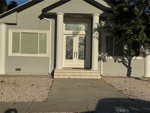 4912 4914 Hesperia, Encino, CA, 91316 | Card Image
