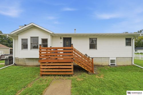 7001 Logan Ave, Lincoln, NE, 68507-1951 | Card Image