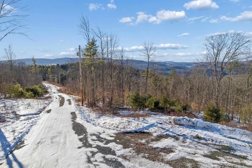 00 Wildlife Road, Hartford, VT, 05001 | Card Image
