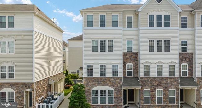 24686 Byrne Meadow Sq, Townhouse with 3 bedrooms, 3 bathrooms and null parking in ALDIE VA | Image 4