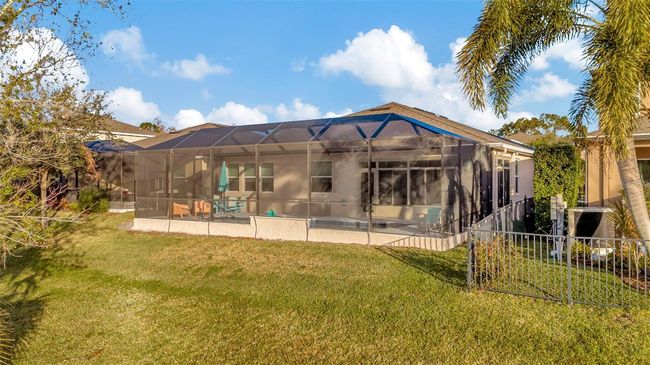 Exterior Lakeside | Image 58