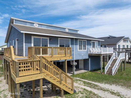 173 Sea Gull Ln, N Topsail Beach, NC, 28460-8289 | Card Image