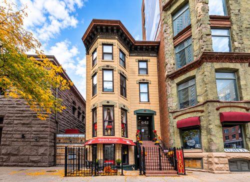 4-642 Dearborn St, Chicago, IL, 60654-0013 | Card Image