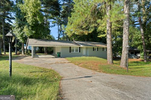 775 Aberdeen Dr, Stone Mountain, GA, 30083-4307 | Card Image
