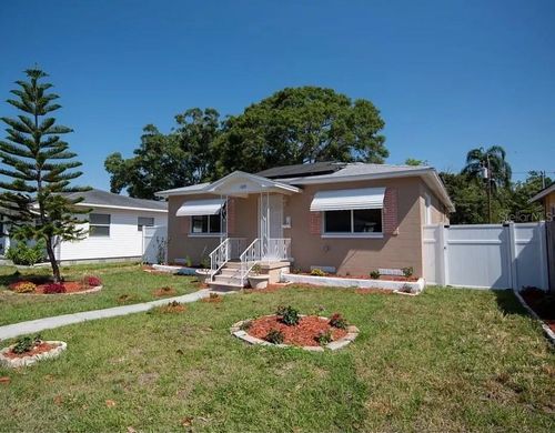 1329 34th Ave N, ST PETERSBURG, FL, 33704-1844 | Card Image