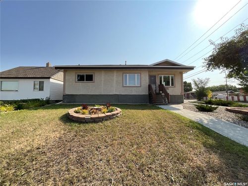 1575 Lacon St, Regina, SK, S4N1Z3 | Card Image