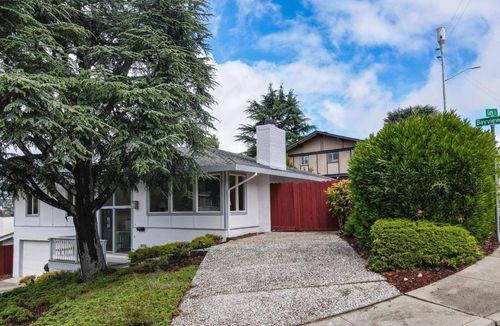 15 Bay View Dr, San Carlos, CA, 94070-1657 | Card Image