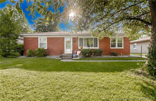 2420 Jacobs Dr, New Albany, IN, 47150-4452 | Card Image