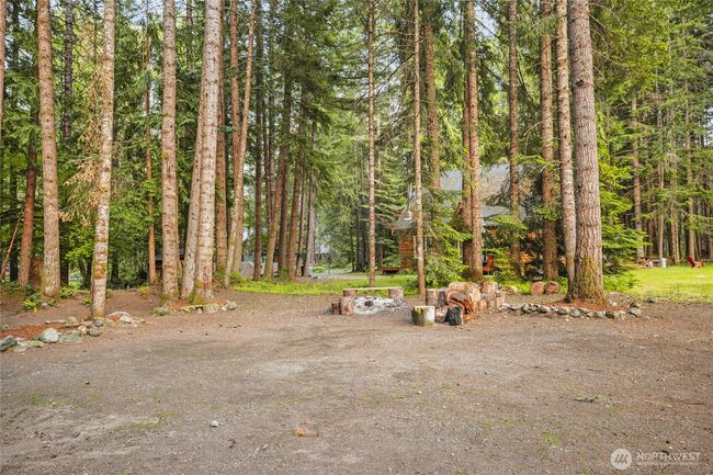 17118 Riverview Way E, House other with 3 bedrooms, 2 bathrooms and null parking in Enumclaw WA | Image 5