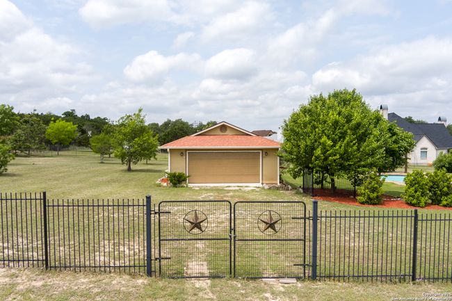 460 Lantana Vw, House other with 3 bedrooms, 3 bathrooms and null parking in Spring Branch TX | Image 45