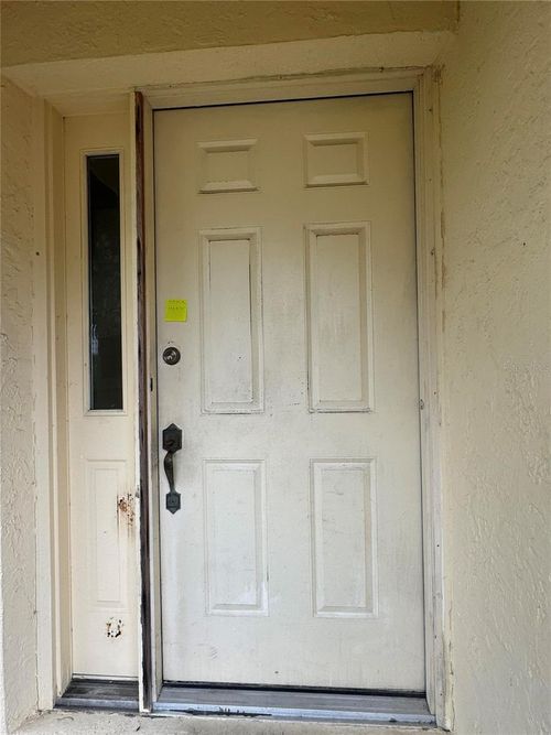 604 Kingston Ct, APOLLO BEACH, FL, 33572-2427 | Card Image