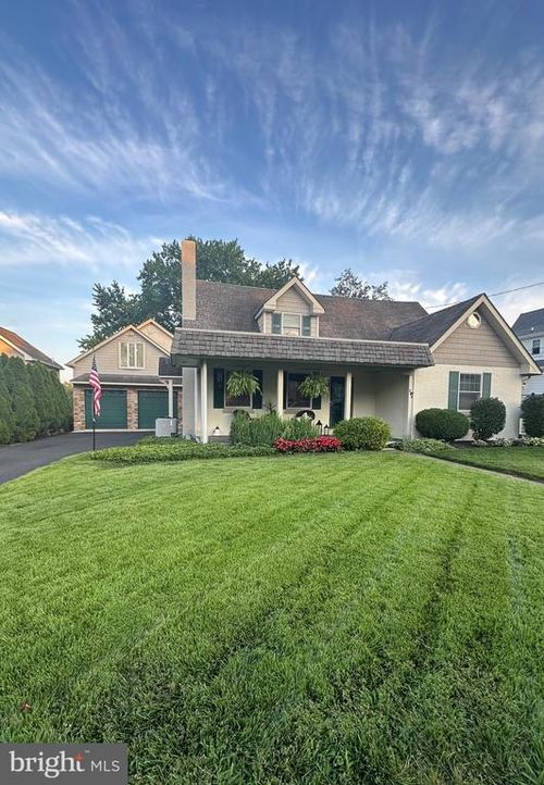346 Fairview Ave, AMBLER, PA, 19002-4326 | Card Image