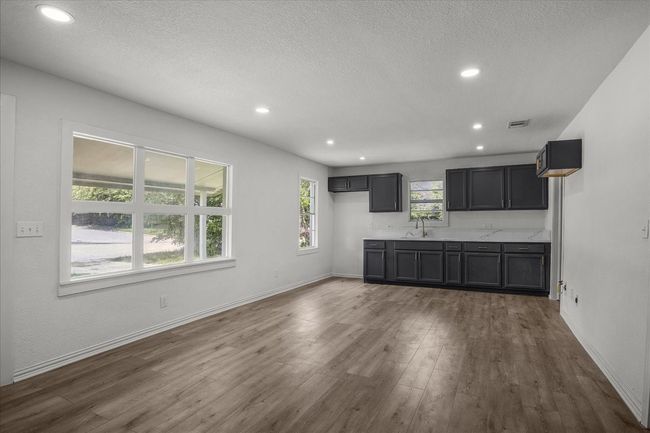 8208 Kender Ln, House other with 3 bedrooms, 1 bathrooms and null parking in White Settlement TX | Image 4