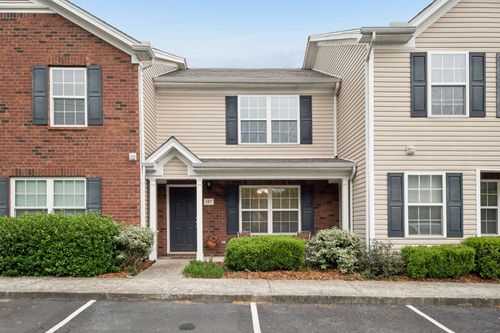 107 Oak Valley Cir, Smyrna, TN, 37167-8501 | Card Image