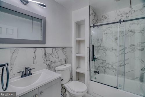 2135 Granite St, PHILADELPHIA, PA, 19124-2207 | Card Image