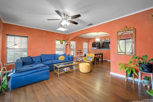 2231 W Woodlawn Ave, San Antonio, TX, 78201-5365 | Card Image