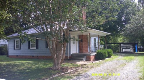 1406 12th Street Dr Nw, Hickory, NC, 28601-2229 | Card Image