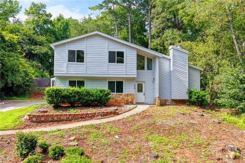 6567 Oakwood Dr, Douglasville, GA, 30135-1656 | Card Image
