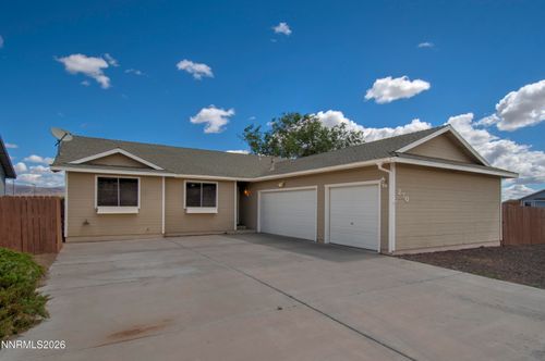 270 Emigrant Way, Fernley, NV, 89408-4617 | Card Image