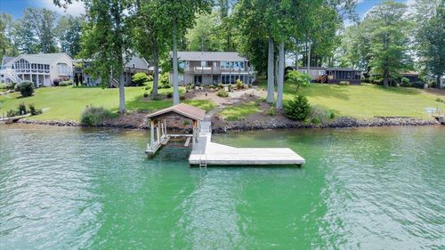 292 Cove Rd, Penhook, VA, 24137-2302 | Card Image