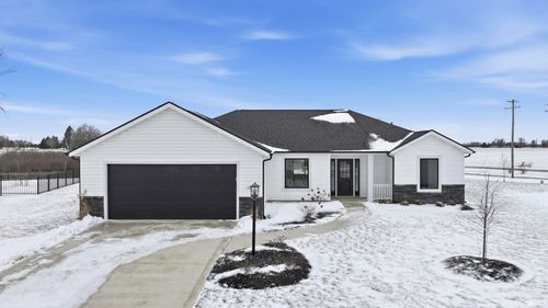 1584 Lagonda Trl, Fort Wayne, IN, 46818-0228 | Card Image