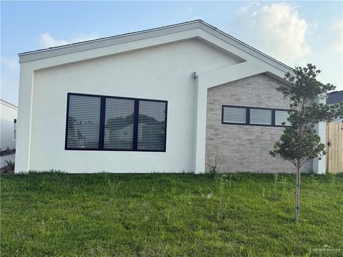 apt3-2701 Brownjay Rd, Weslaco, TX, 78596 | Card Image