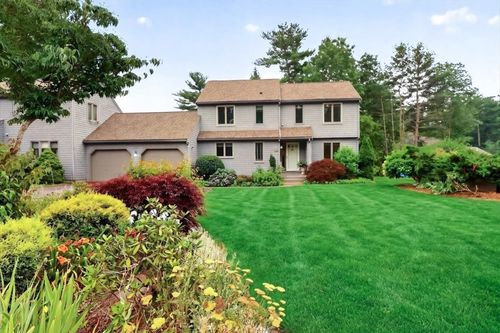 68 Trout Farm Ln, Duxbury, MA, 02332-4609 | Card Image