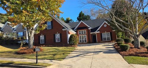 347 Canterbury Place Dr, Suwanee, GA, 30024-7498 | Card Image