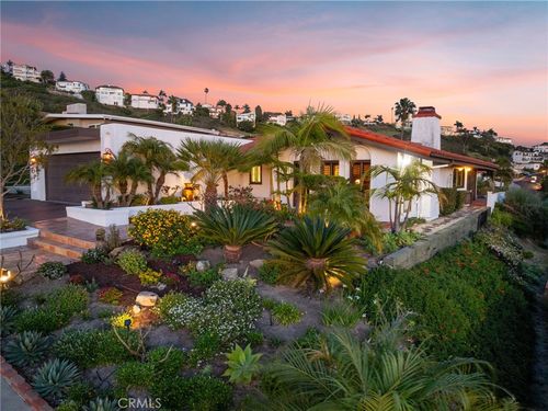 202 Cerrito Cielo, San Clemente, CA, 92672-3203 | Card Image