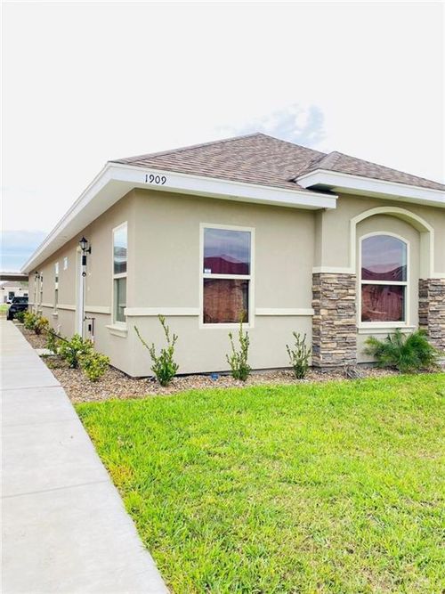4-1909 Jackson St, Weslaco, TX, 78599-1070 | Card Image