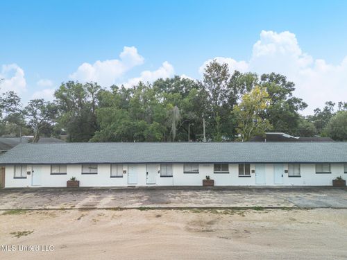 2109 24th St, Gulfport, MS, 39501-4659 | Card Image