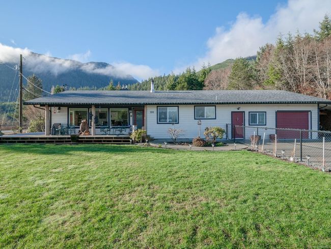 100 Dyer Dr, House other with 3 bedrooms, 3 bathrooms and 1 parking in Sayward BC | Image 15