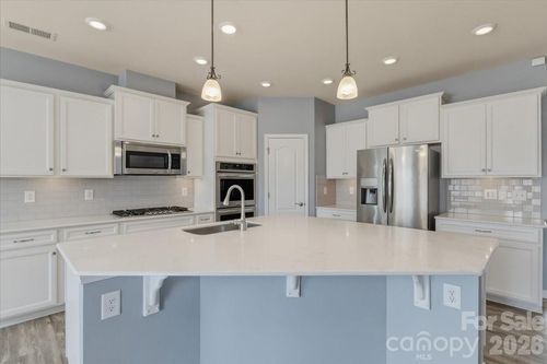 4048 Home Grown Way, Lake Wylie, SC, 29710-4417 | Card Image