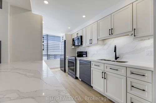 410-1131 Steeles Ave W, North York, ON, M2R3W8 | Card Image