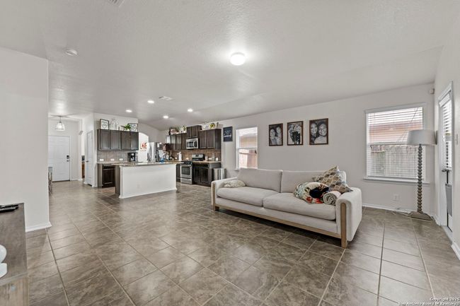 9814 Selestat Pt, House other with 3 bedrooms, 2 bathrooms and null parking in Schertz TX | Image 10