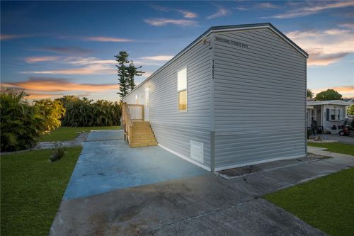 7483 Danvers Cir, PORT CHARLOTTE, FL, 33981-2611 | Card Image