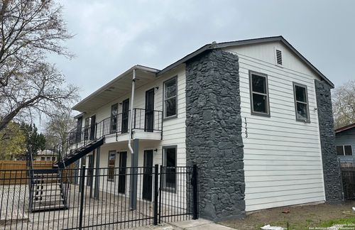 apt-2-1723 W Mayfield Blvd, San Antonio, TX, 78211-3370 | Card Image