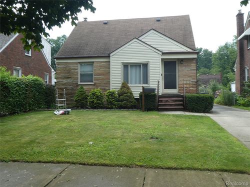 15627 Delaware Ave, Redford, MI, 48239-3943 | Card Image