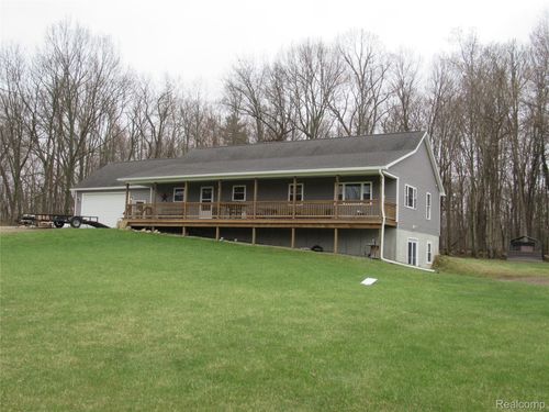 2800 Meadowdale Rd, Metamora, MI, 48455-9366 | Card Image