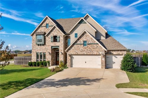 6104 S 29th St, Rogers, AR, 72758-5051 | Card Image