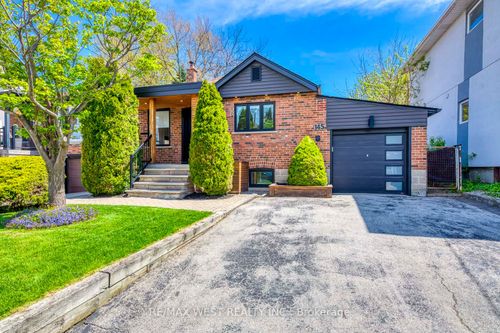 145 Bexhill Ave, Scarborough, ON, M1L3C5 | Card Image