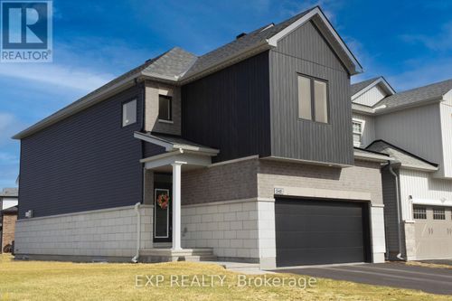 540 Montjay Rd, Ottawa, ON, K4A5R2 | Card Image