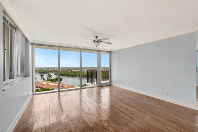 PH10 - 4750 S Ocean Blvd, Condo with 2 bedrooms, 2 bathrooms and null parking in Highland Beach FL | Image 12