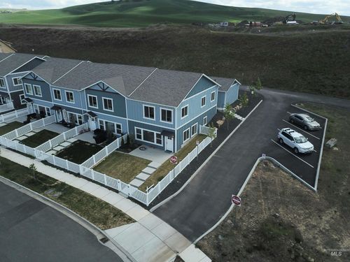 1215 Edington Ave, Moscow, ID, 83843-1030 | Card Image